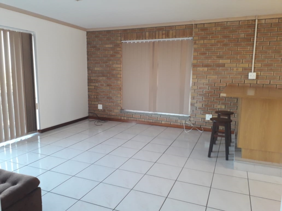 6 Bedroom Property for Sale in Hersham Western Cape